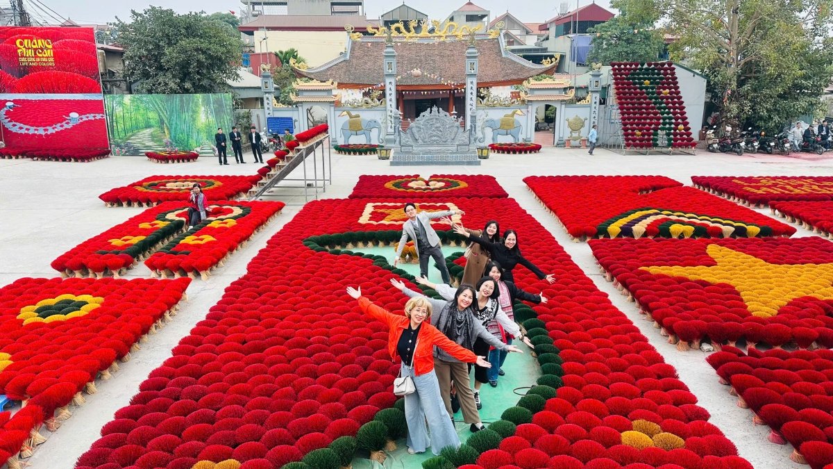 2-Day Hanoi Craft Villages Bicycle Tour